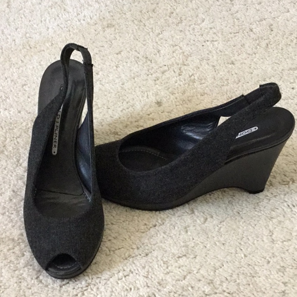 Donald J Pliner Gray Open Toe Heel Shoes 6